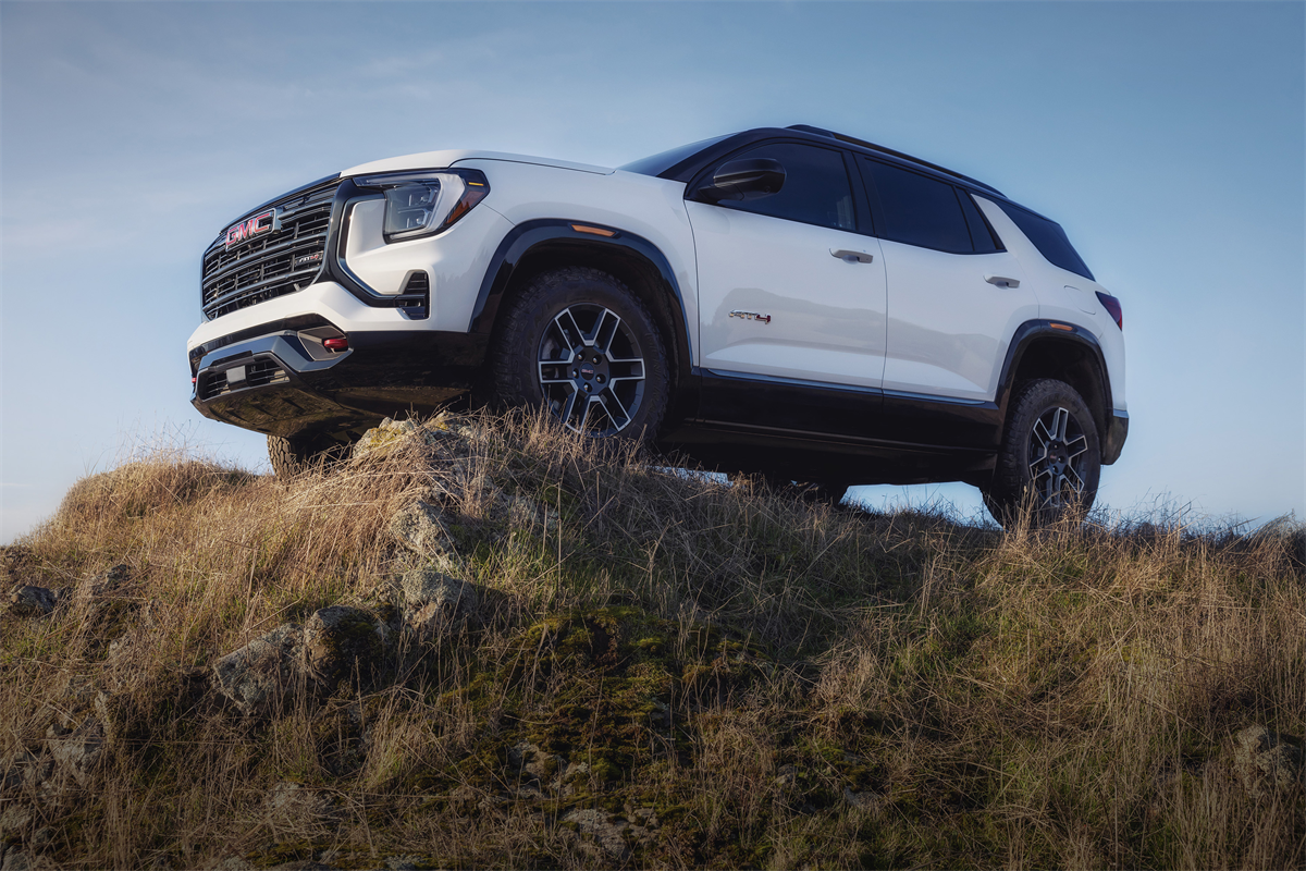 2026 GMC Terrain AT4