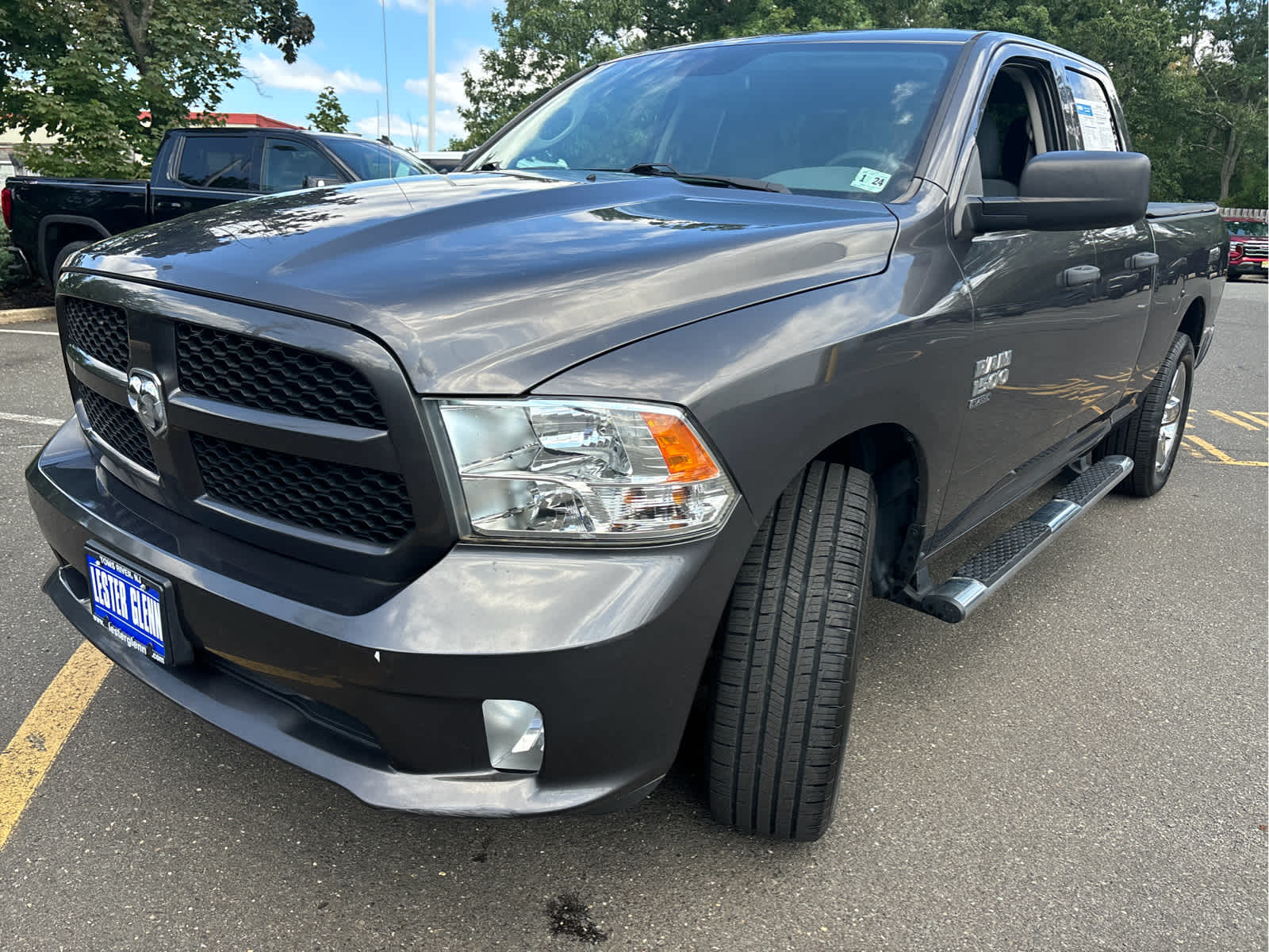 2019 RAM 1500 Classic Express Quad Cab 4x4 6'4" Box