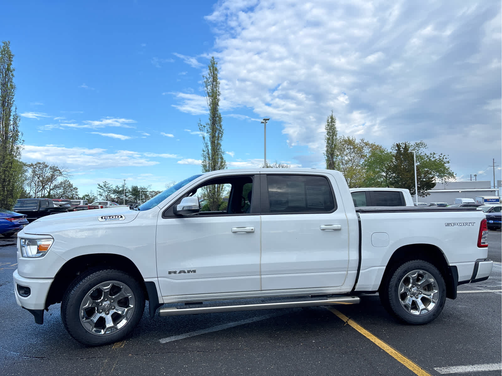 2022 RAM 1500 Big Horn Crew Cab 4x4 5'7" Box