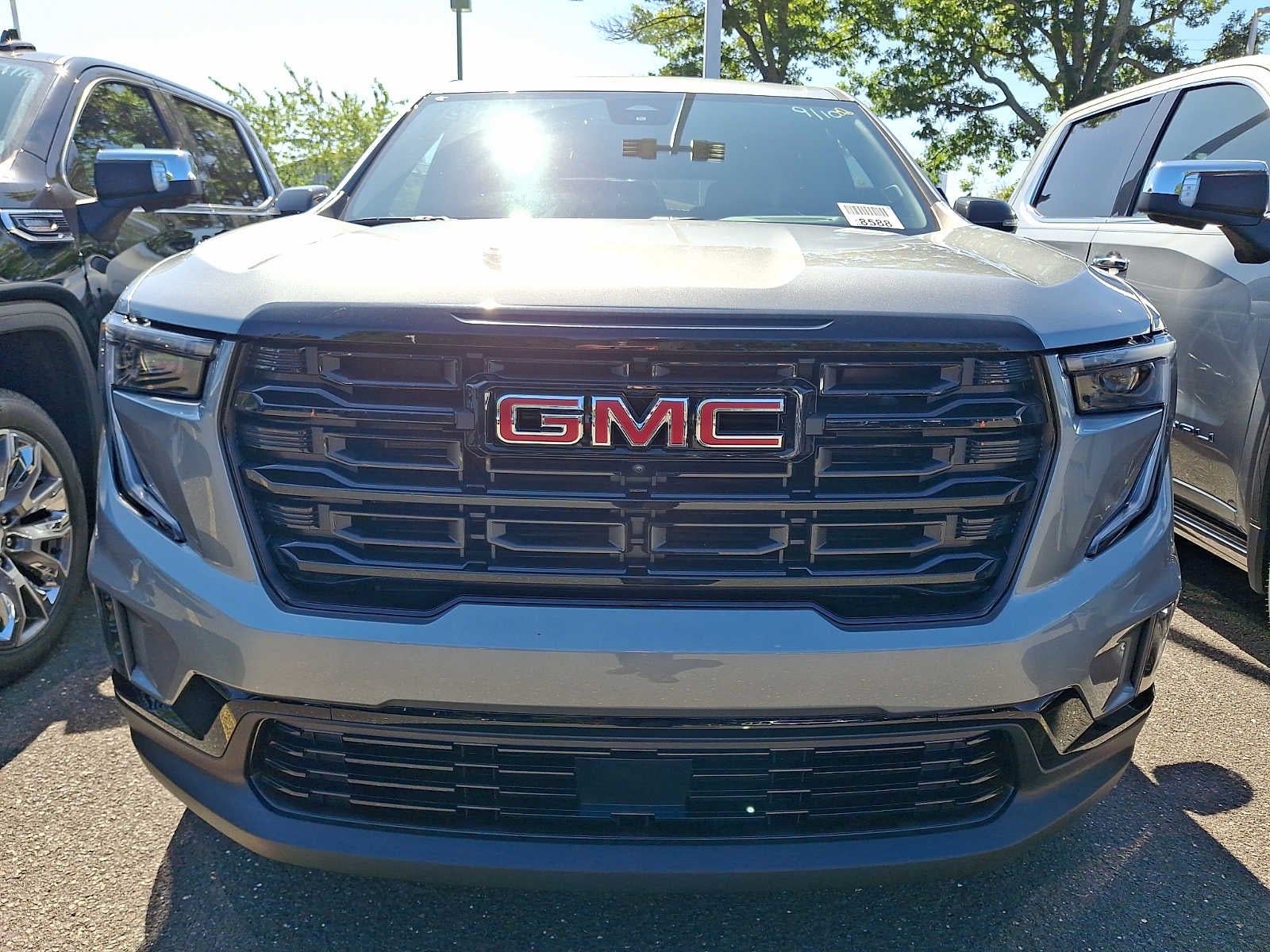 2027 GMC Acadia Elevation