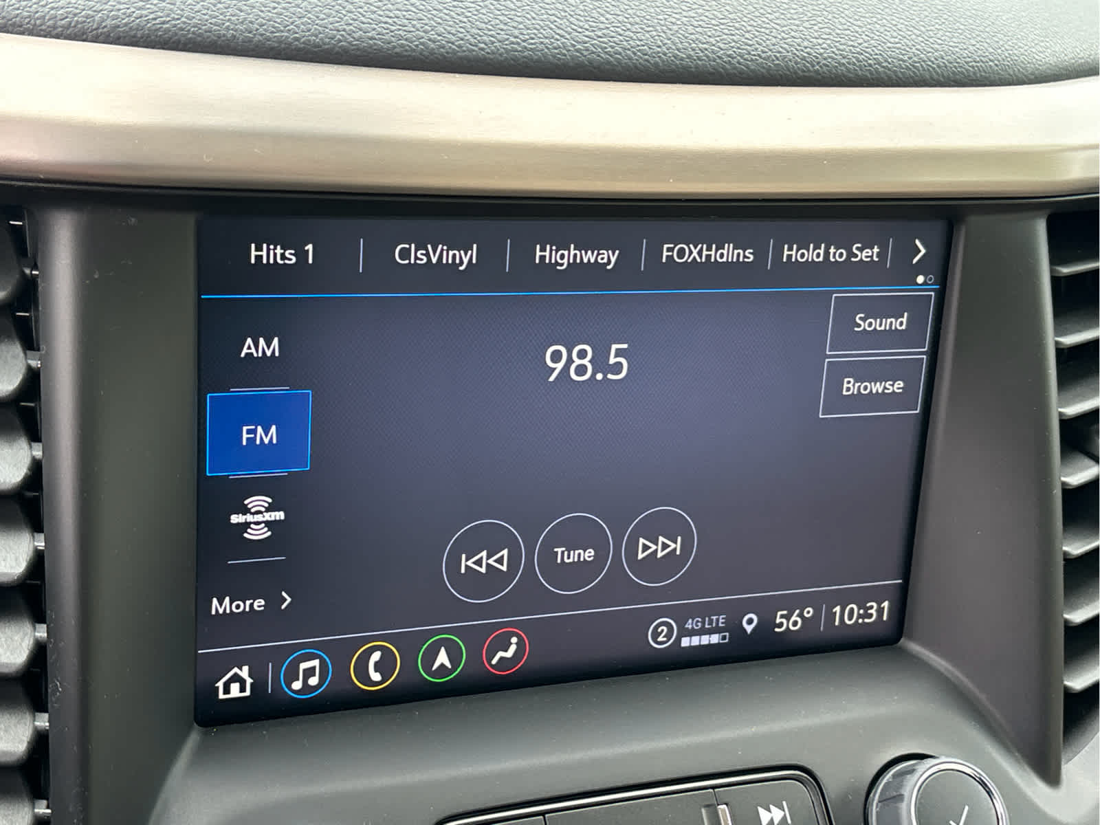 2023 GMC Acadia Denali