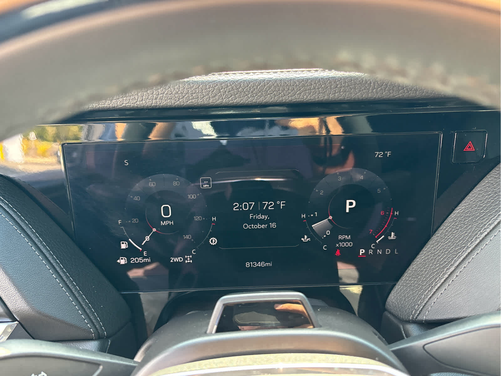 2025 GMC Yukon Denali - Photo 19