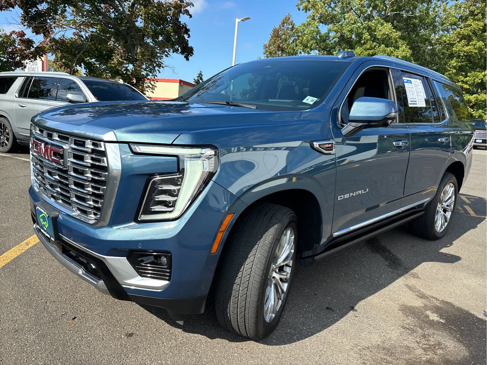2025 GMC Yukon Denali - Photo 5