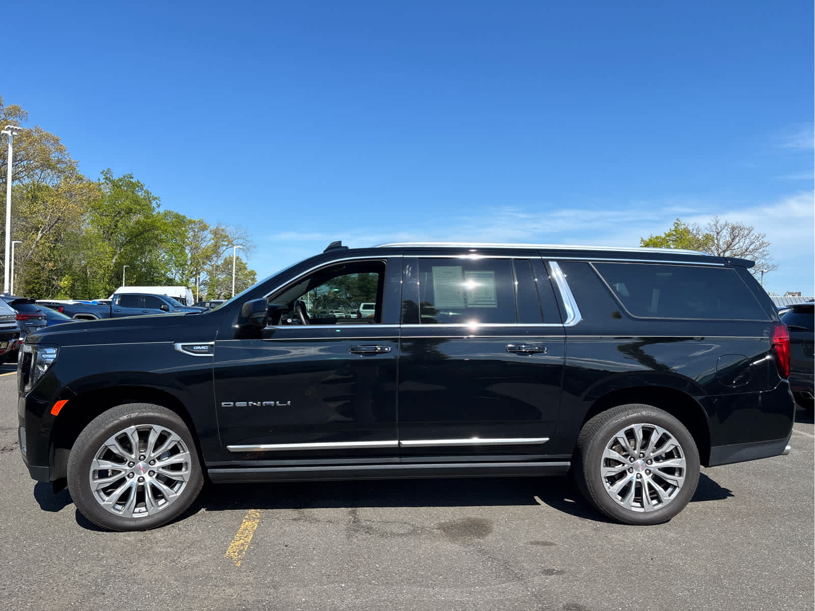 2022 GMC Yukon XL Denali