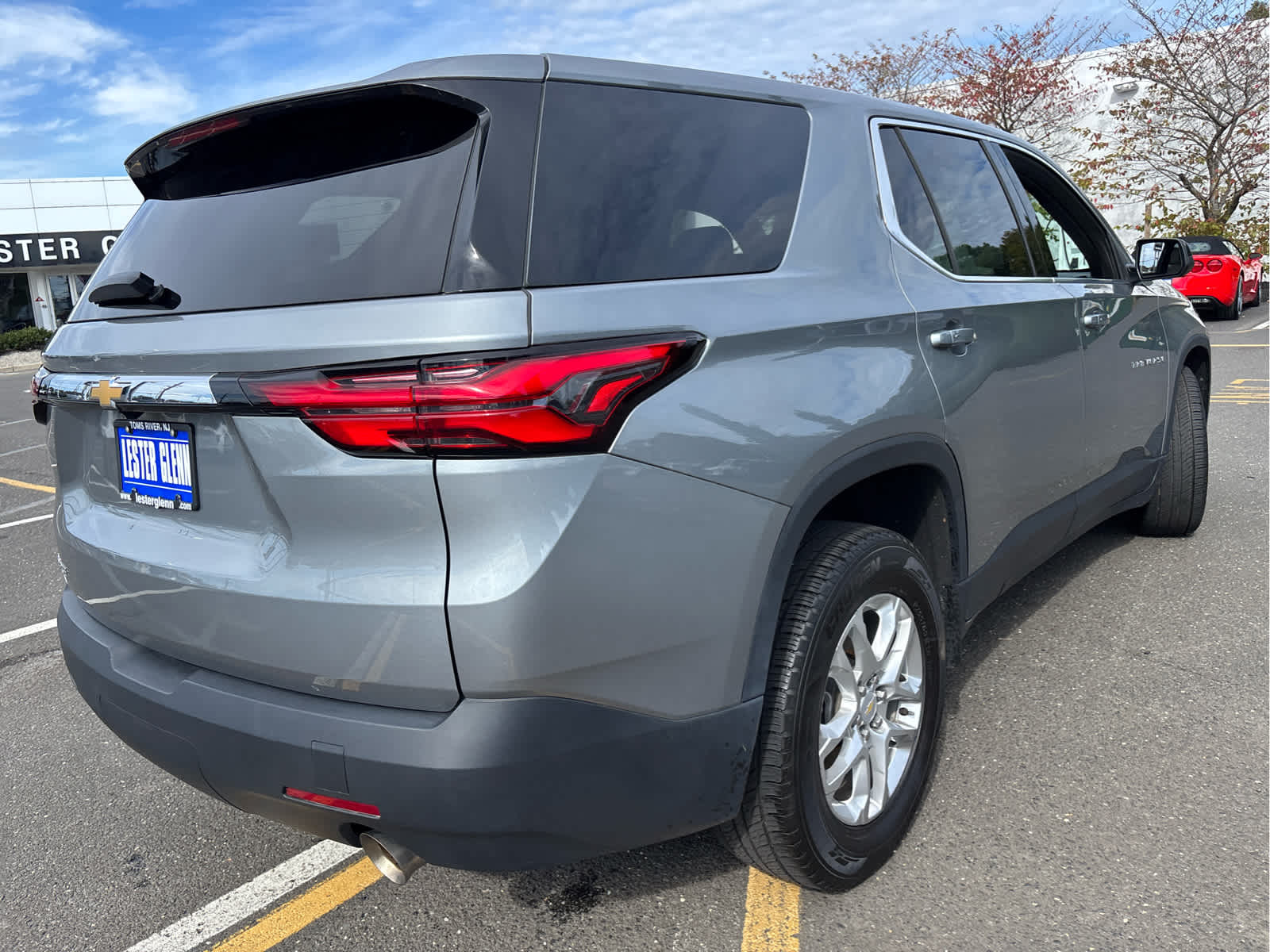 2023 Chevrolet Traverse LS