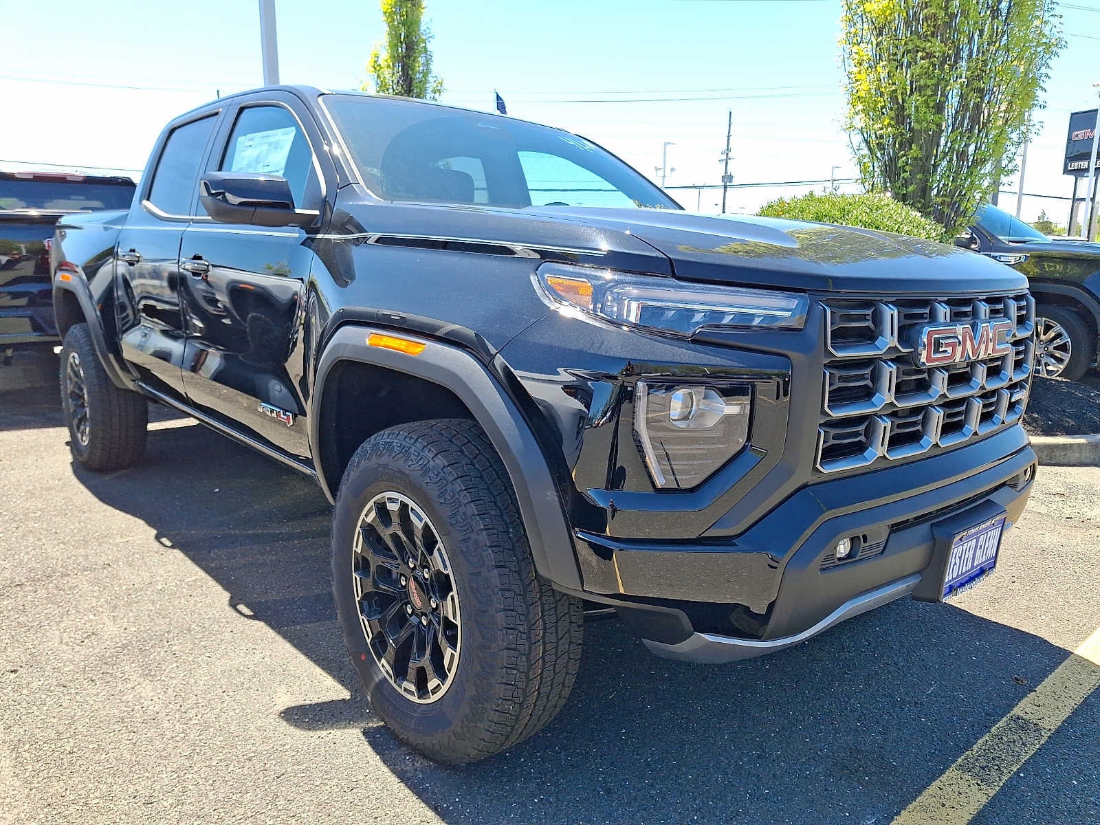 2026 GMC Canyon 4WD AT4 Crew Cab Short Box's photo