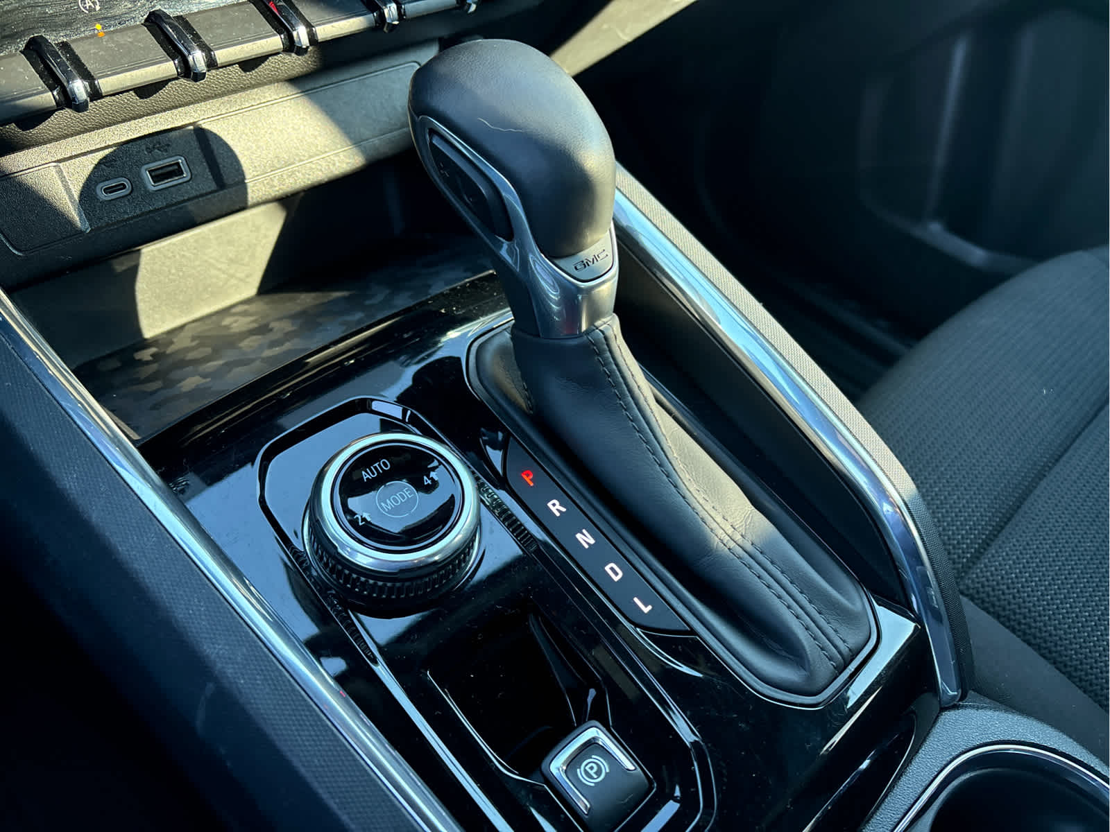 2023 GMC Canyon Elevation