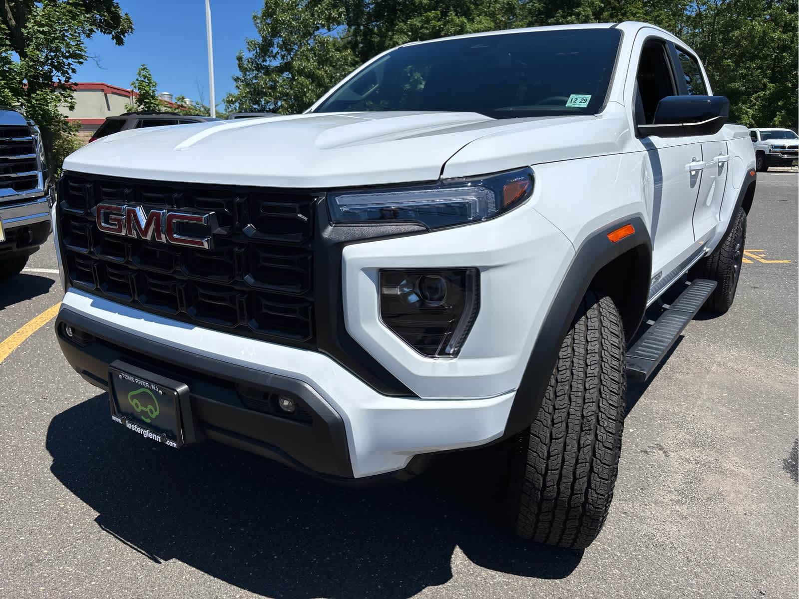 2024 GMC Canyon Elevation