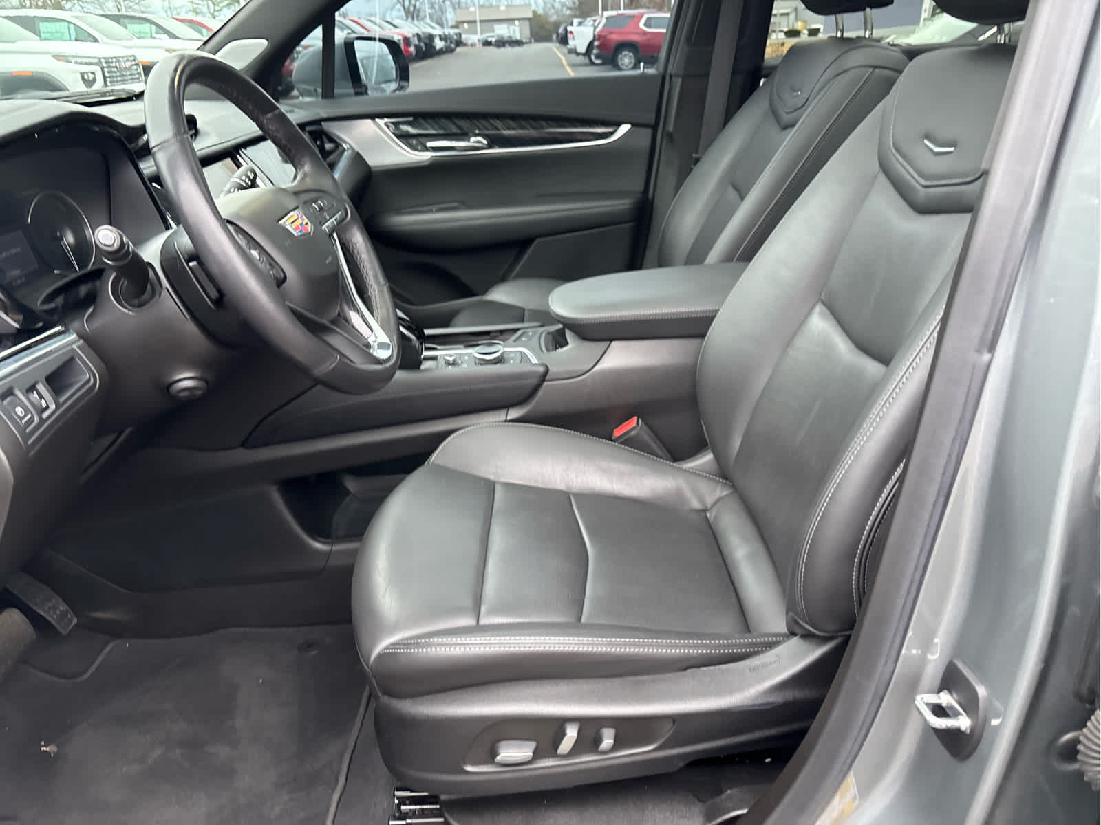 2023 Cadillac XT6 Premium Luxury