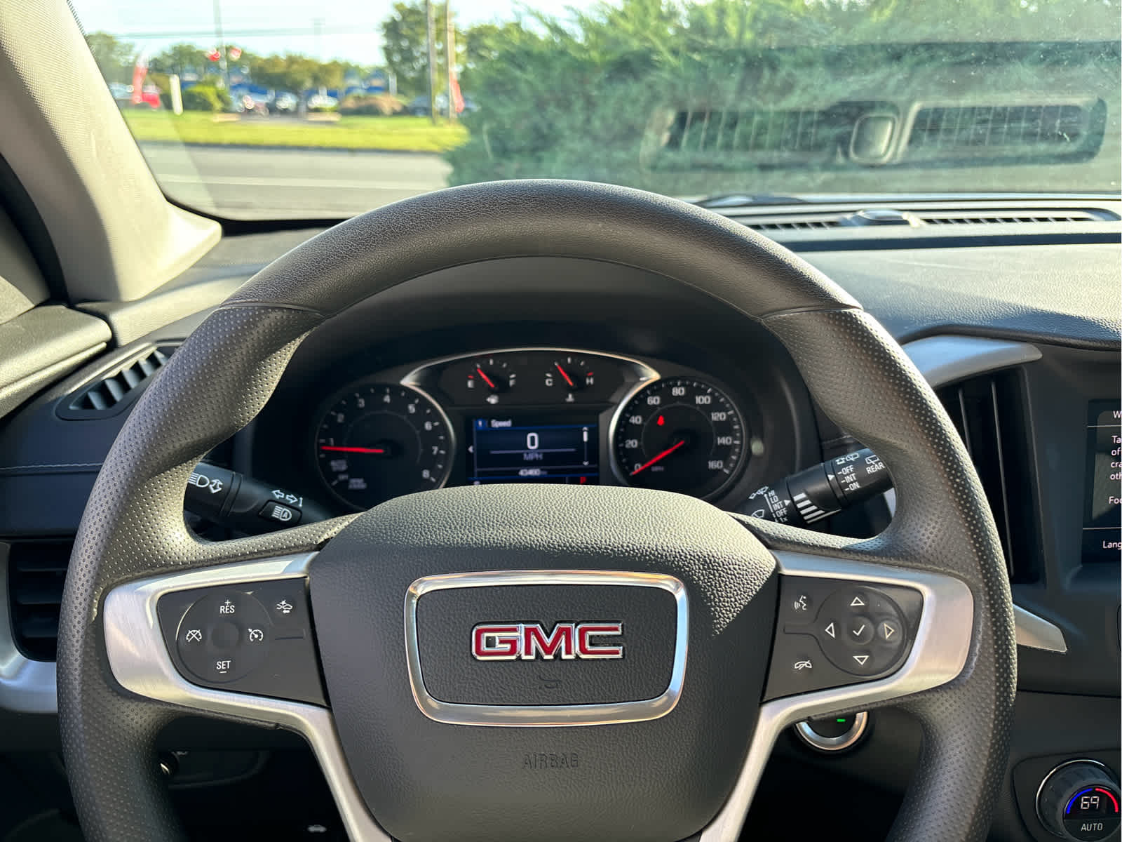 2023 GMC Terrain SLE