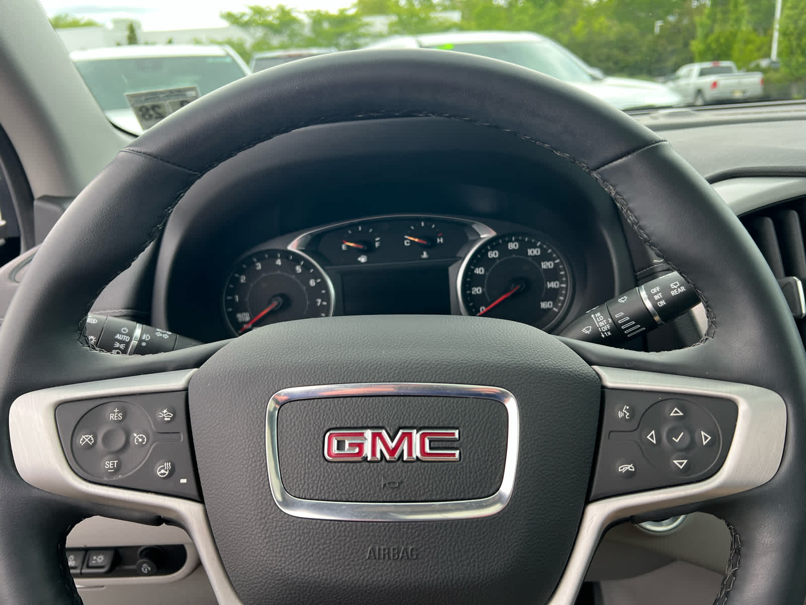 2023 GMC Terrain SLT