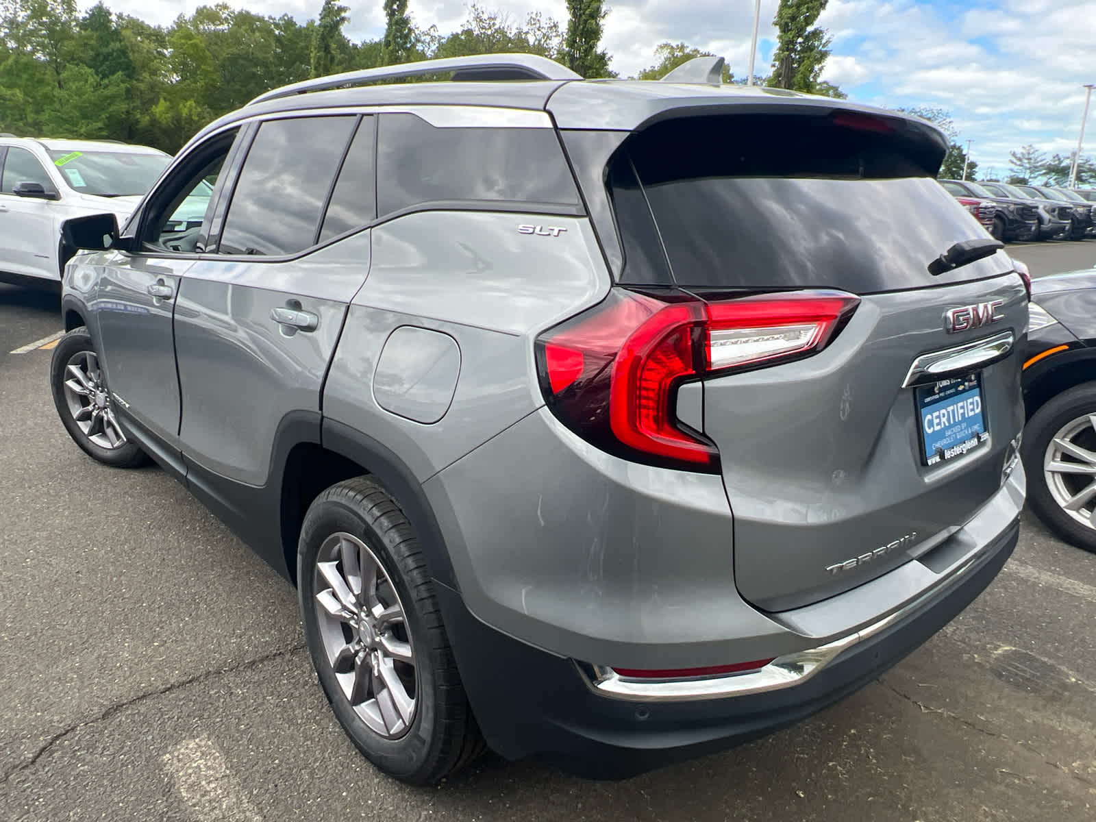 2023 GMC Terrain SLT