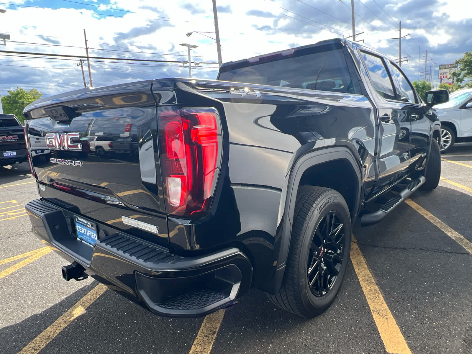 2024 GMC Sierra 1500 Elevation