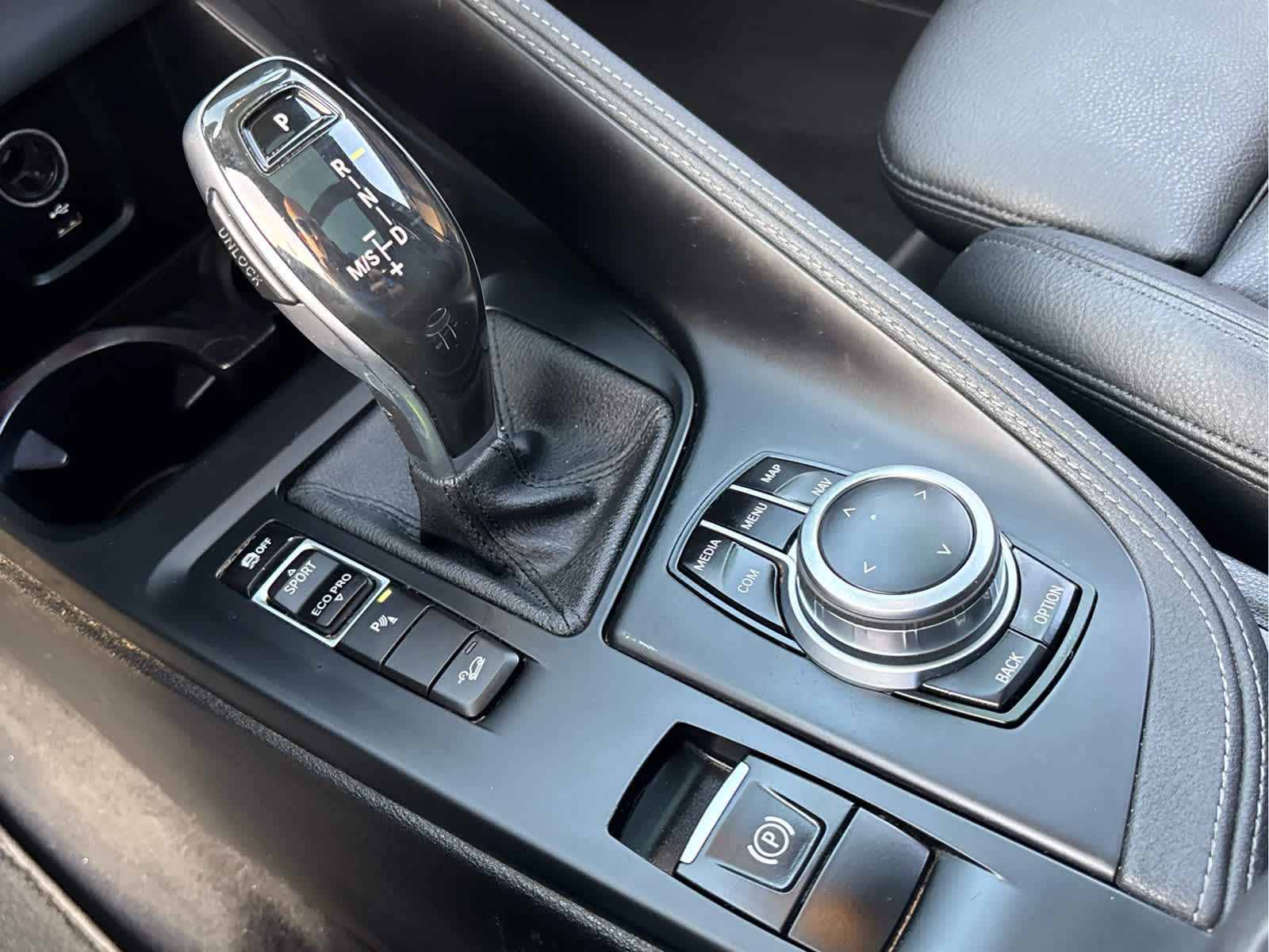 2022 BMW X2 xDrive28i