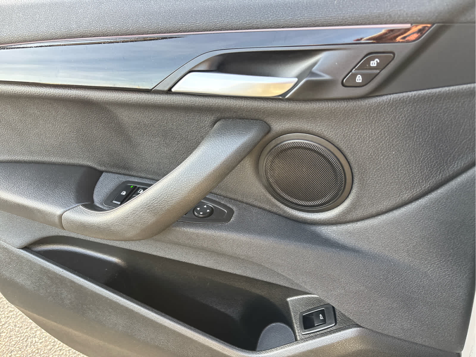 2022 BMW X2 xDrive28i