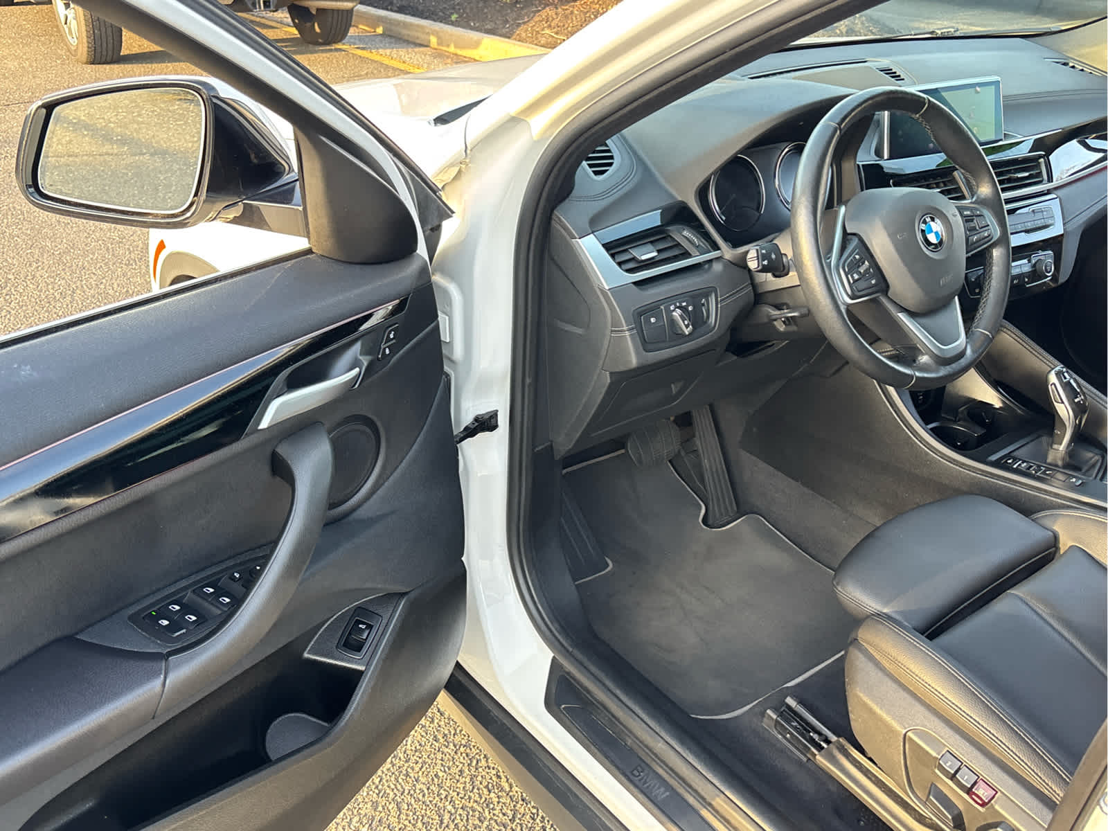 2022 BMW X2 xDrive28i