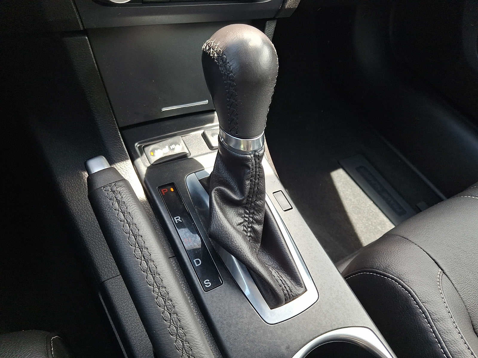2019 Acura ILX w/Premium Pkg