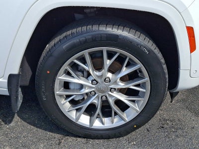 2024 Jeep Grand Cherokee Summit