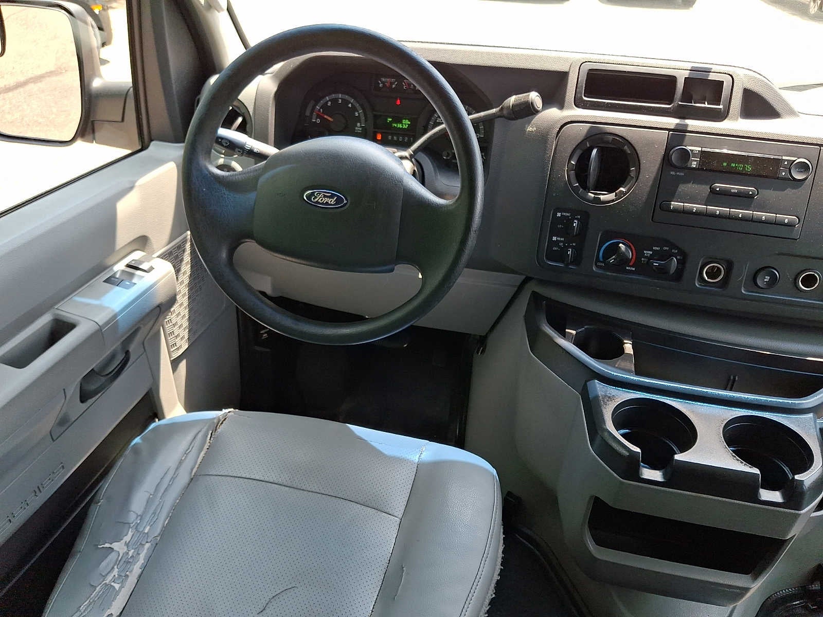 2010 Ford Econoline Wagon XL