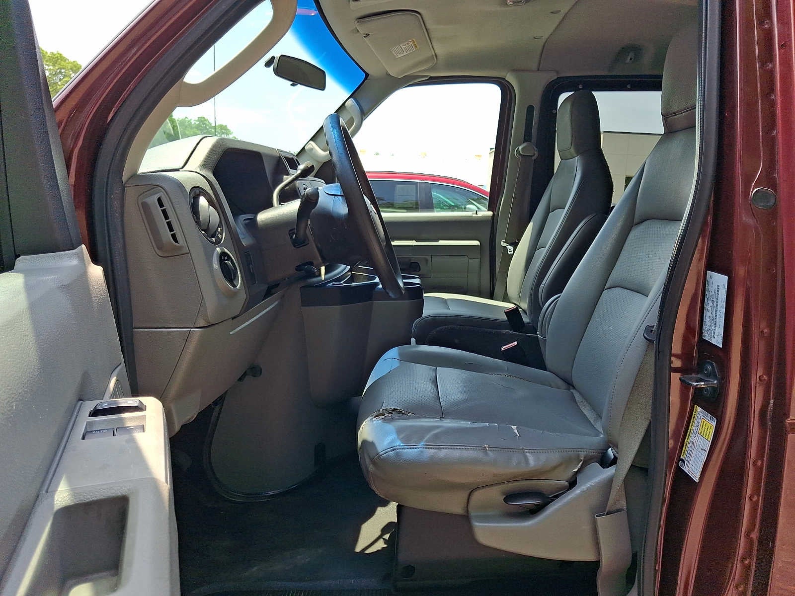 2010 Ford Econoline Wagon XL