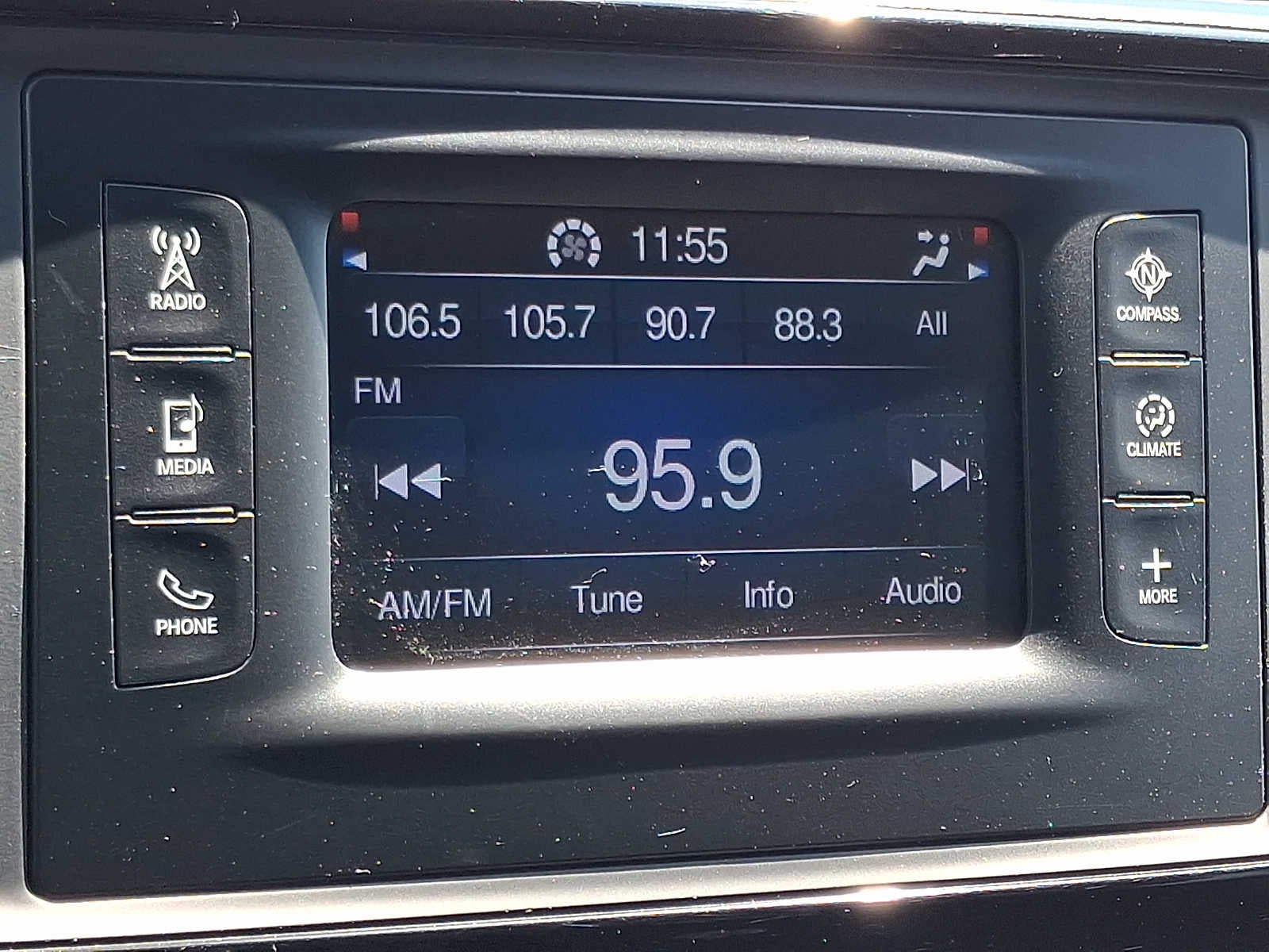 2017 Chrysler Pacifica LX
