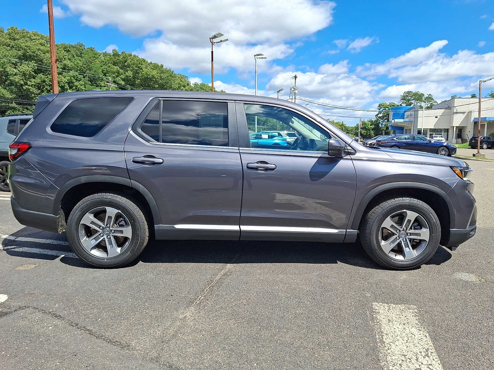 2023 Honda Pilot EX-L 8 Passenger