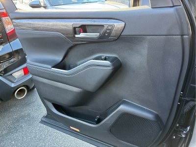 2023 Toyota Highlander Hybrid Limited