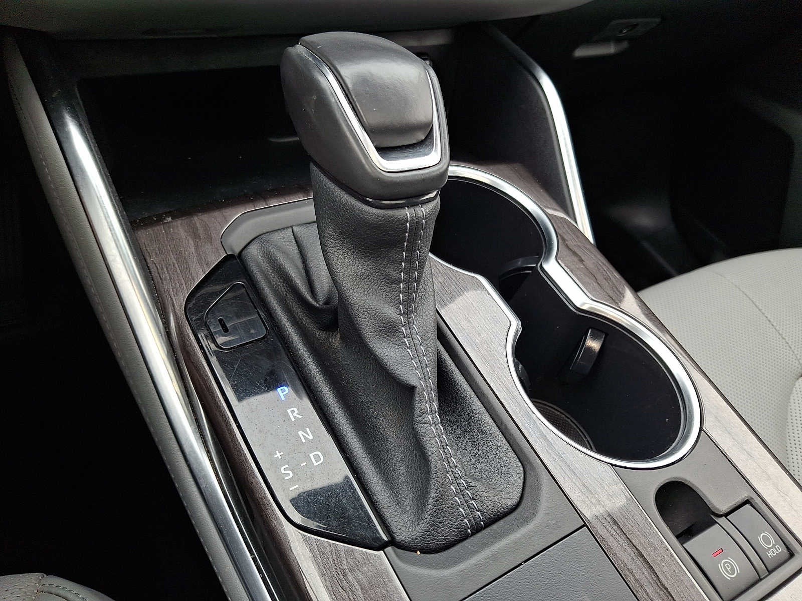 2022 Toyota Highlander Hybrid Limited