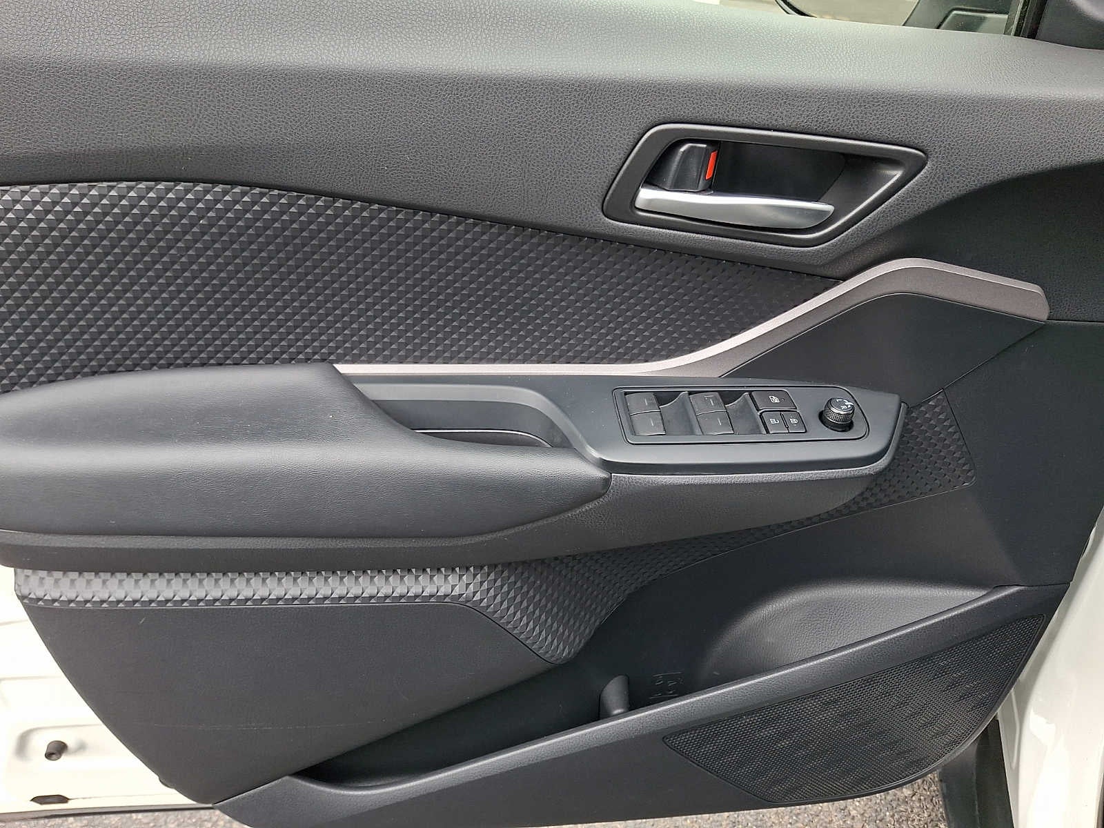 2020 Toyota C-HR LE