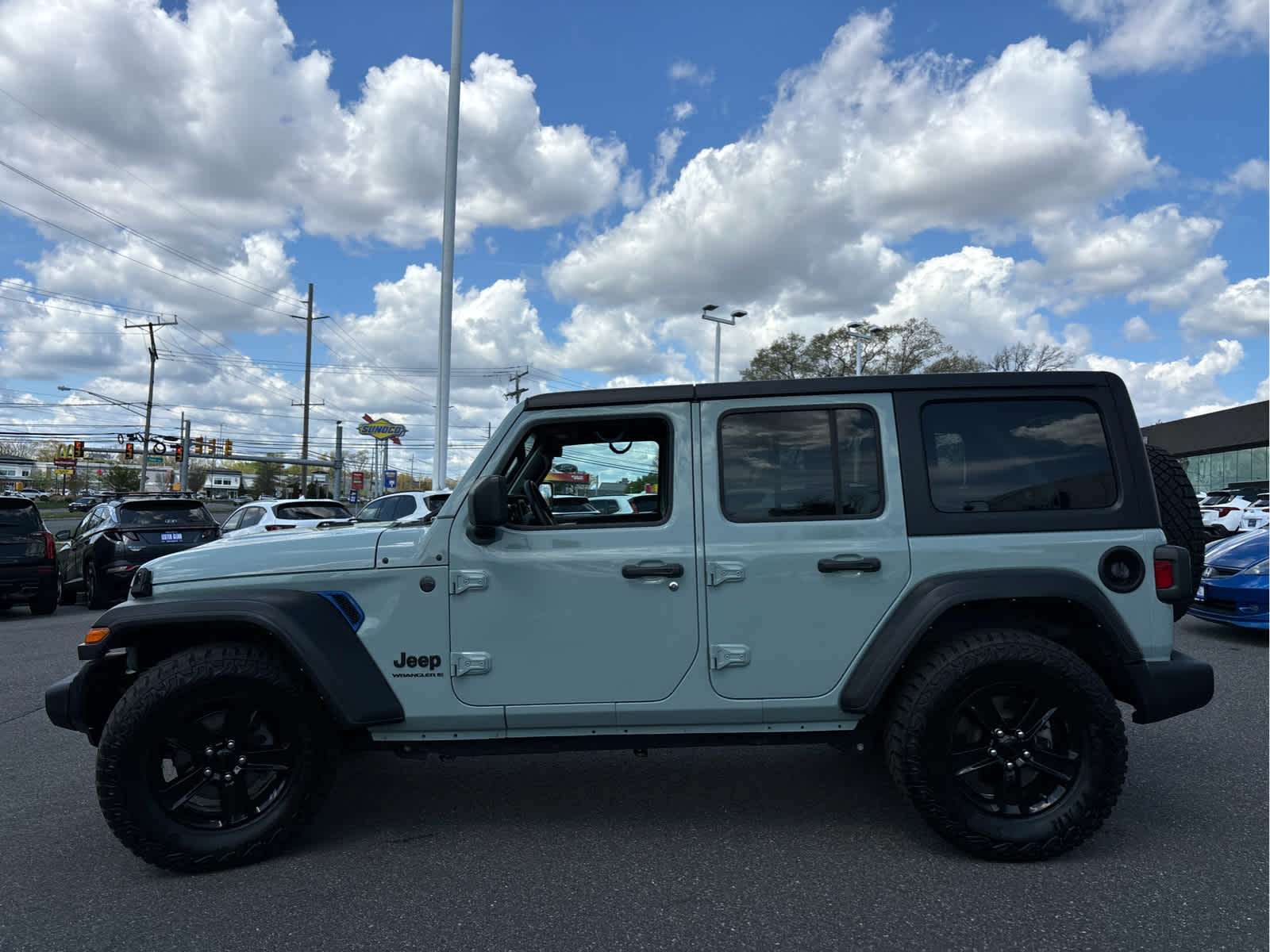 2023 Jeep Wrangler Sport Altitude