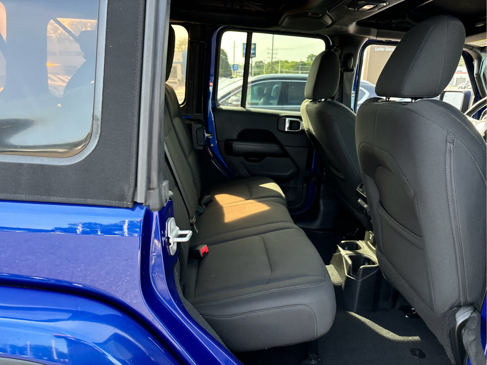 2018 Jeep Wrangler Unlimited Sahara 4x4