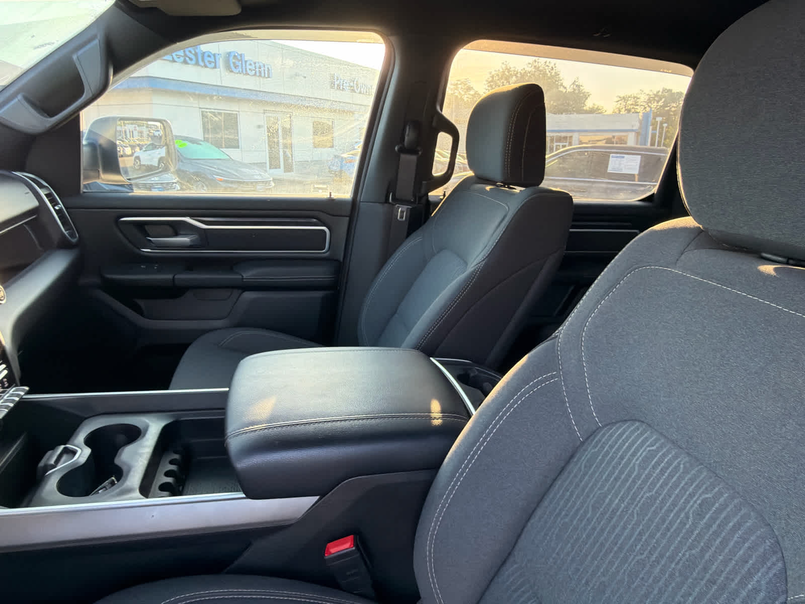2023 RAM 1500 Big Horn Crew Cab 4x4 5'7" Box