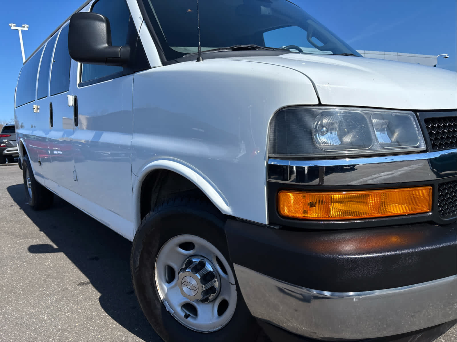 2019 Chevrolet Express Passenger 3500 LT