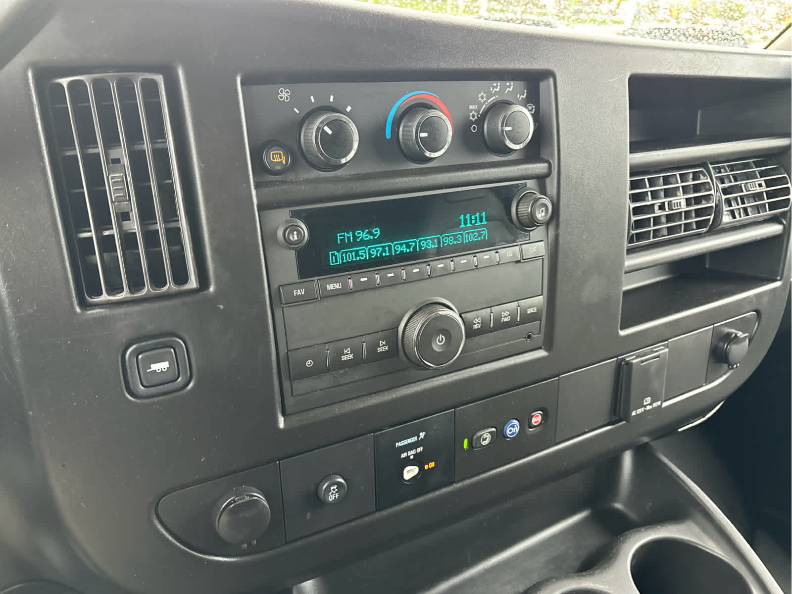 2023 Chevrolet Express Cargo 2500 WT