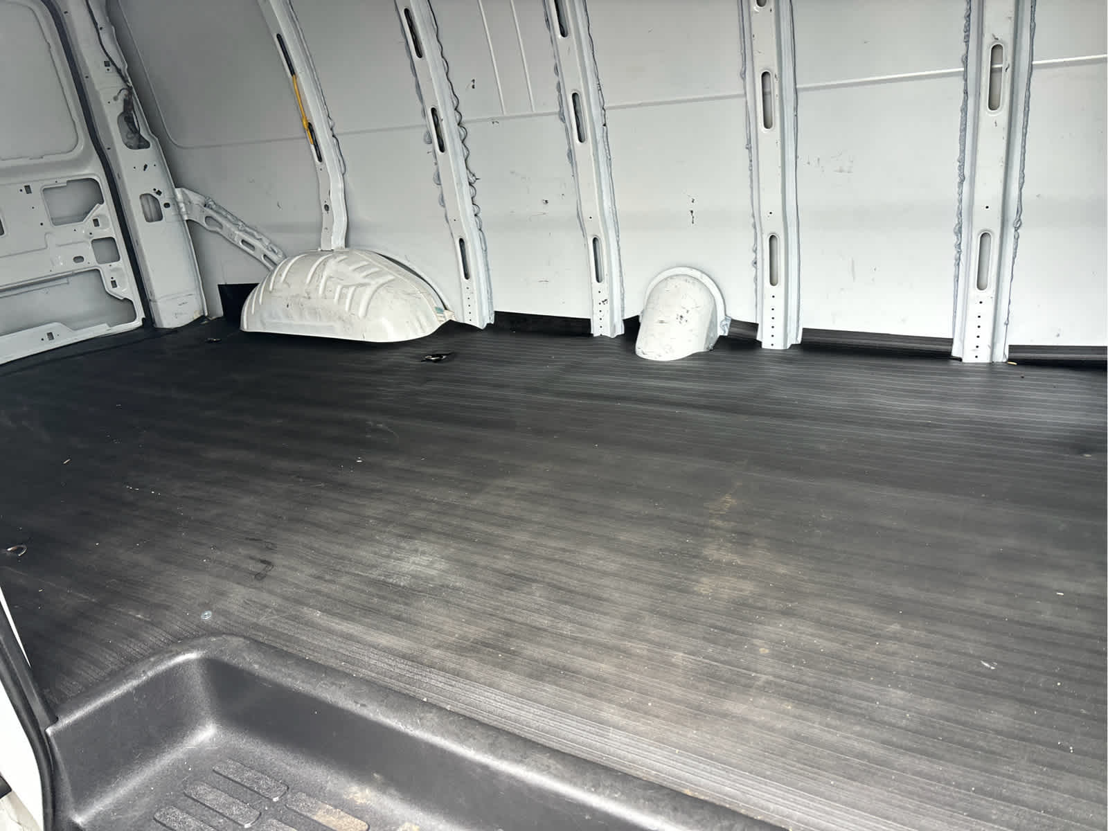2023 Chevrolet Express Cargo 2500 WT