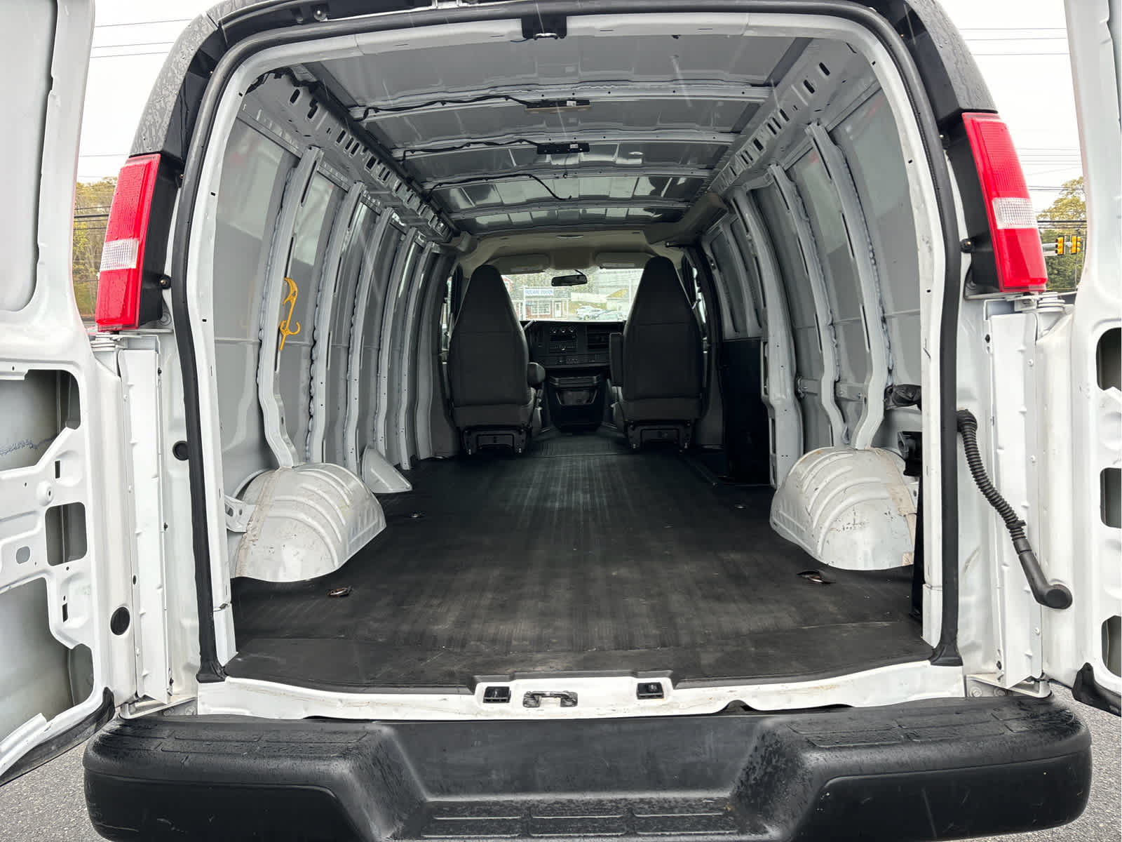 2023 Chevrolet Express Cargo 2500 WT