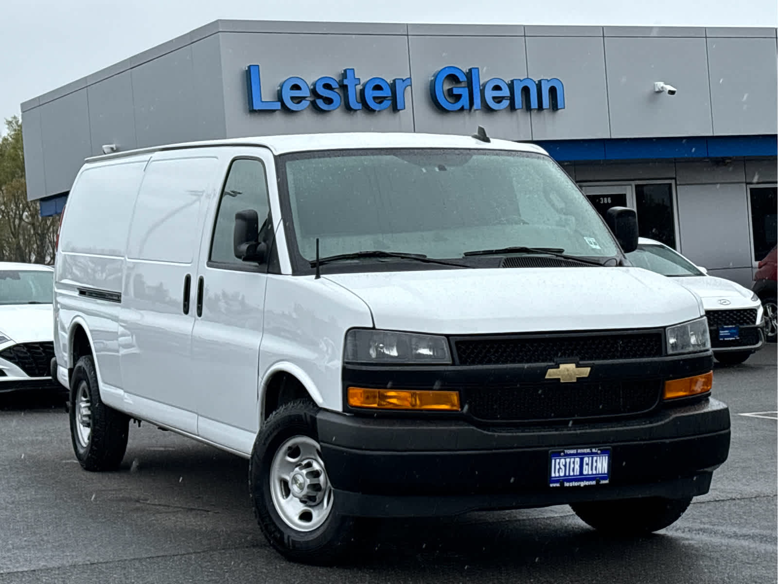 2023 Chevrolet Express Cargo 2500 WT