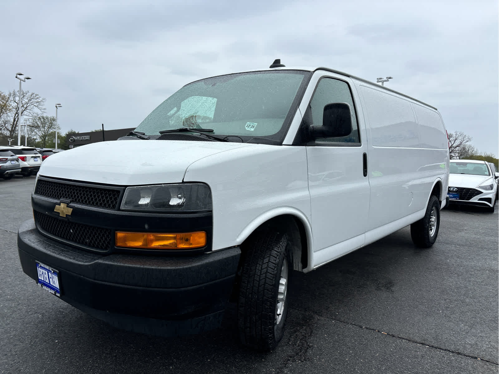2023 Chevrolet Express Cargo 2500 WT