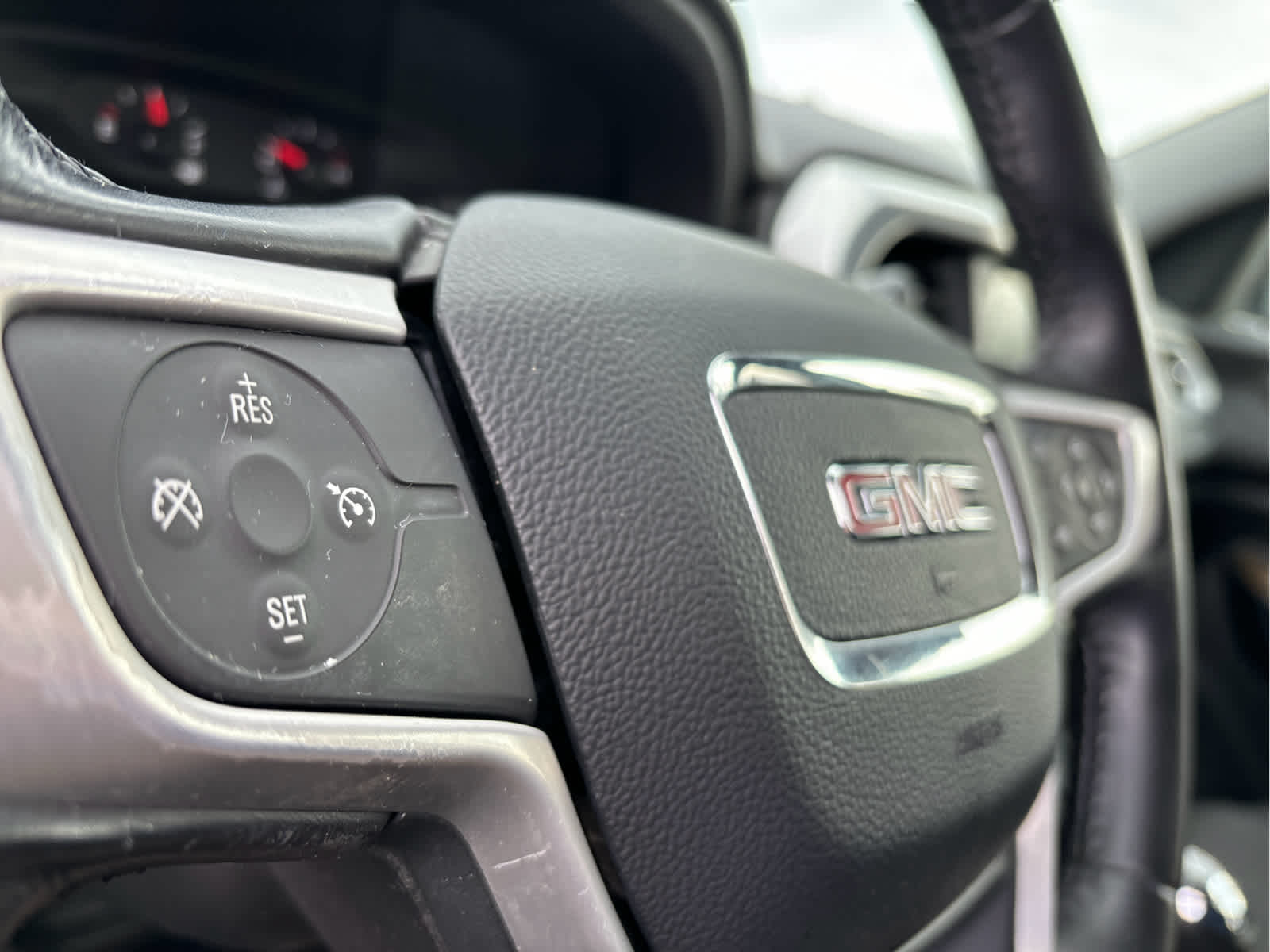 2019 GMC Acadia SLE