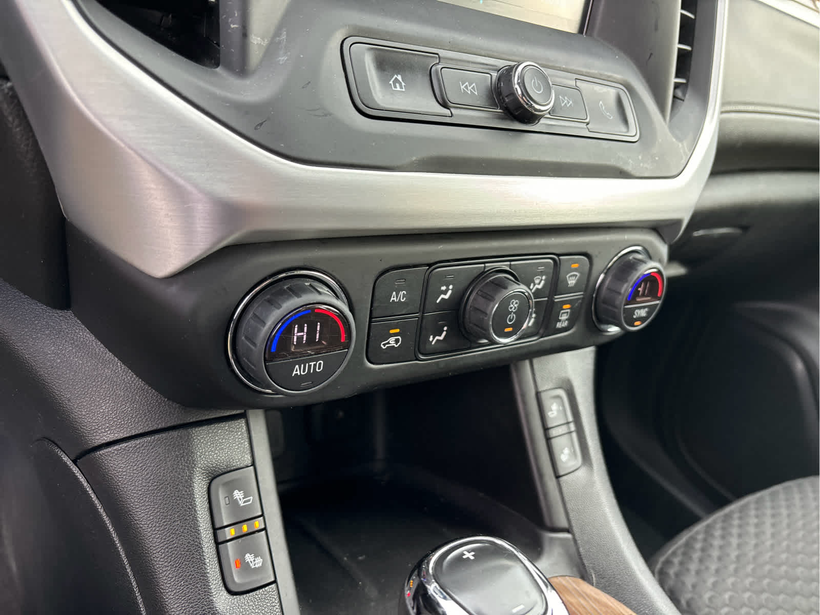 2019 GMC Acadia SLE