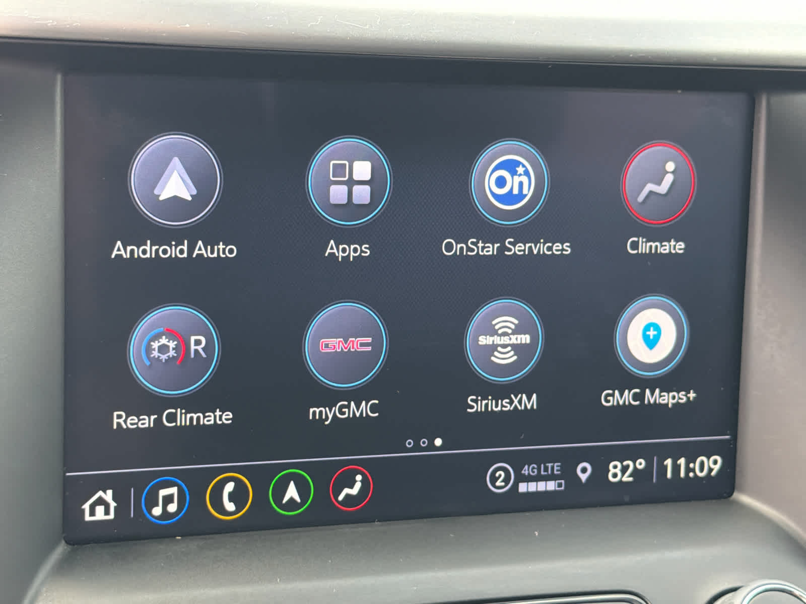 2023 GMC Acadia SLT