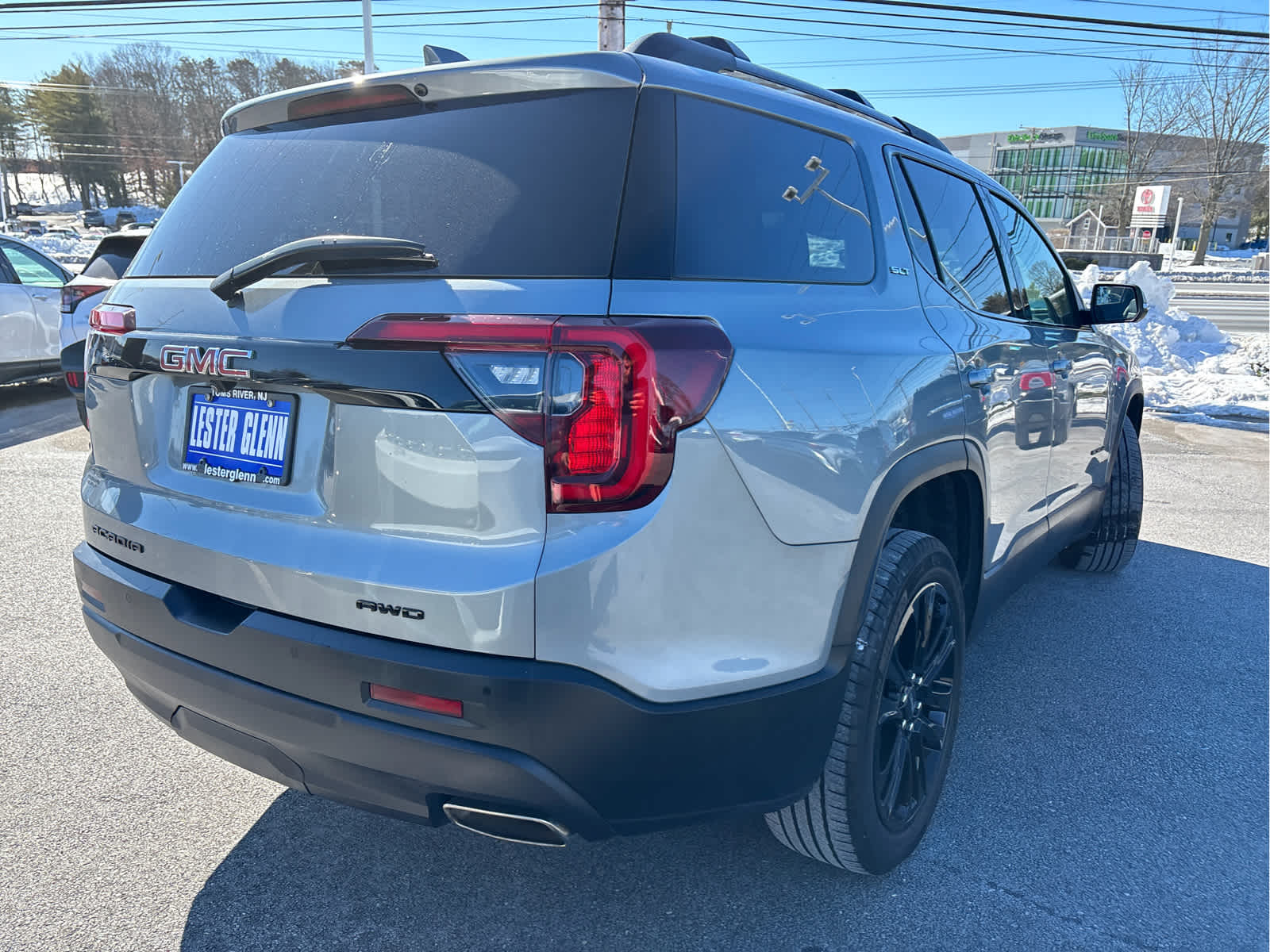 2023 GMC Acadia SLT