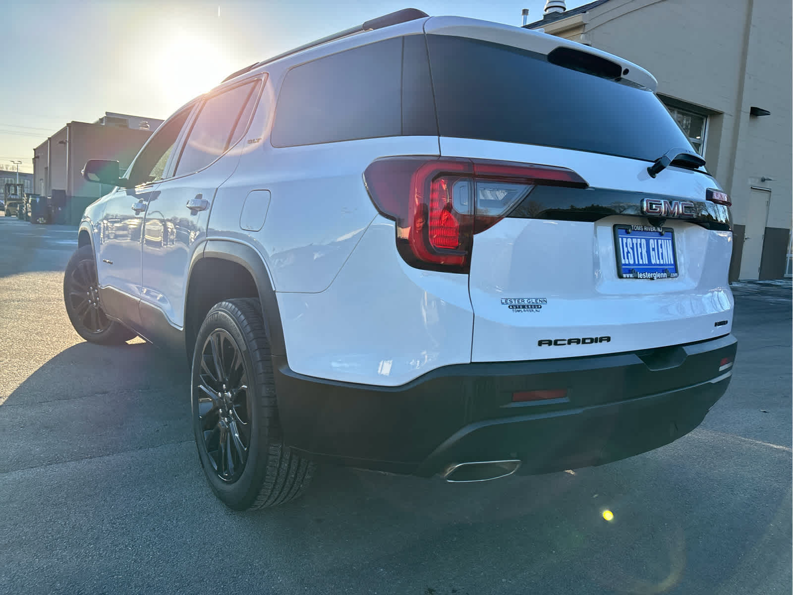 2023 GMC Acadia SLT