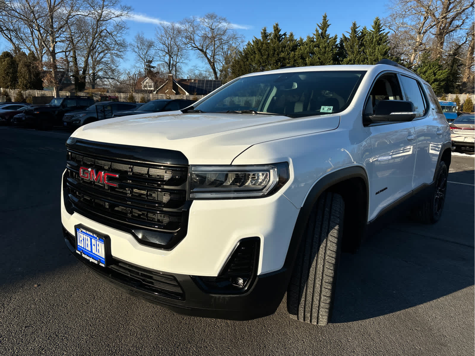 2023 GMC Acadia SLT