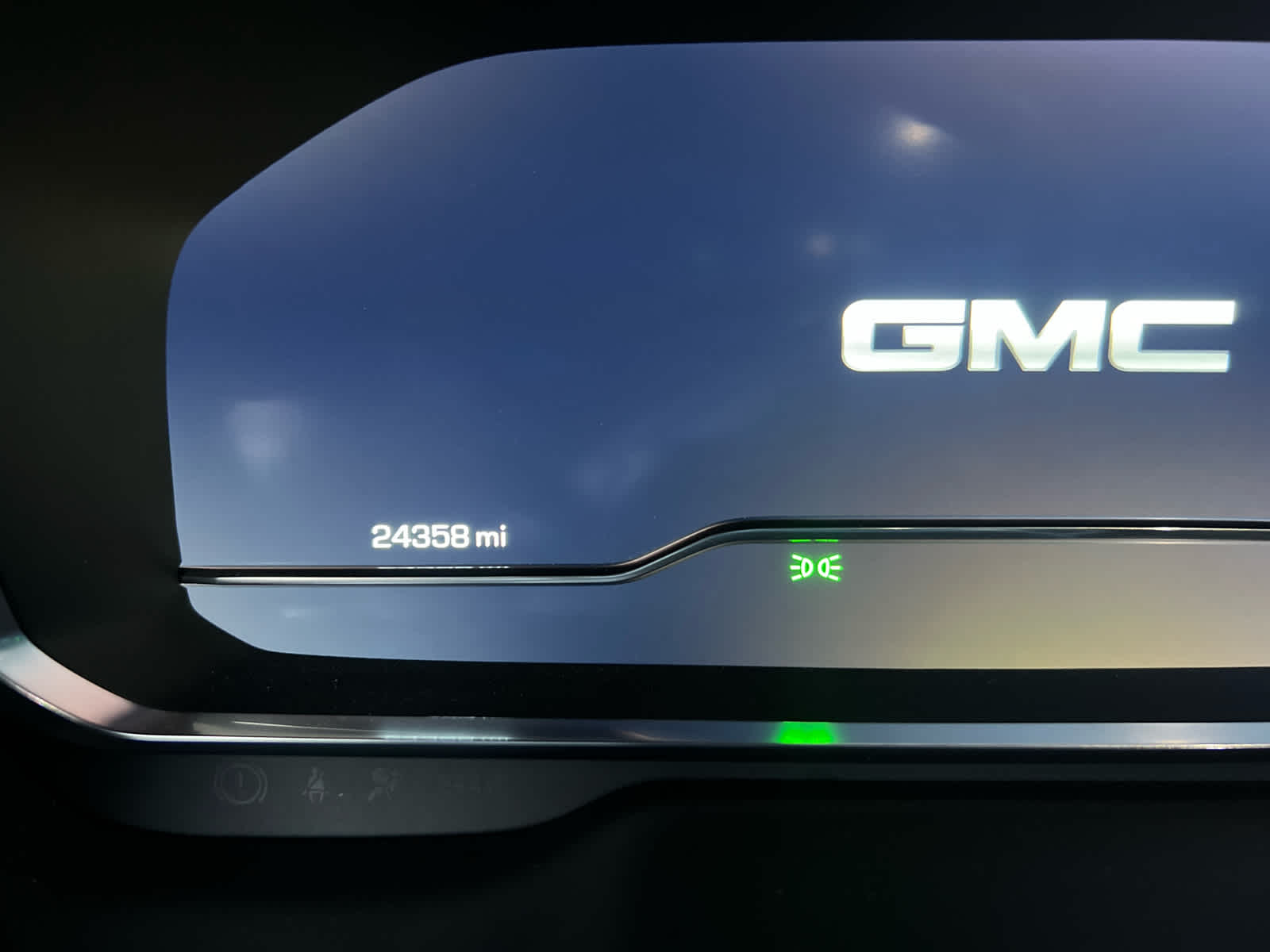 2024 GMC Yukon SLT