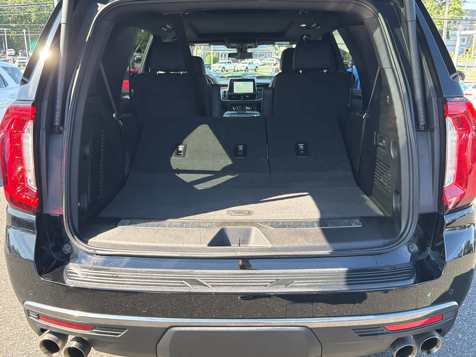 2022 GMC Yukon AT4