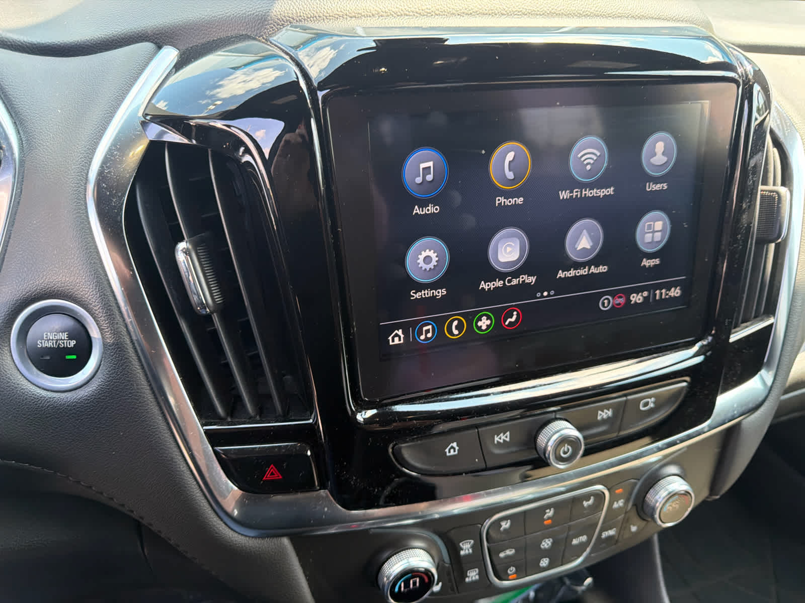 2024 Chevrolet Traverse Limited LT Cloth