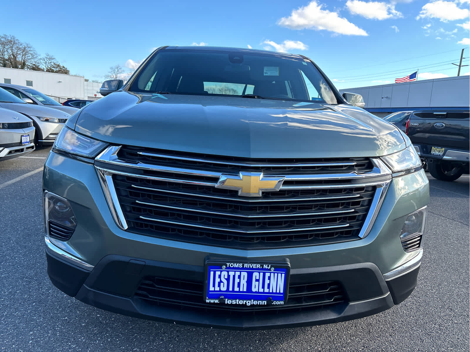 2023 Chevrolet Traverse LT Cloth
