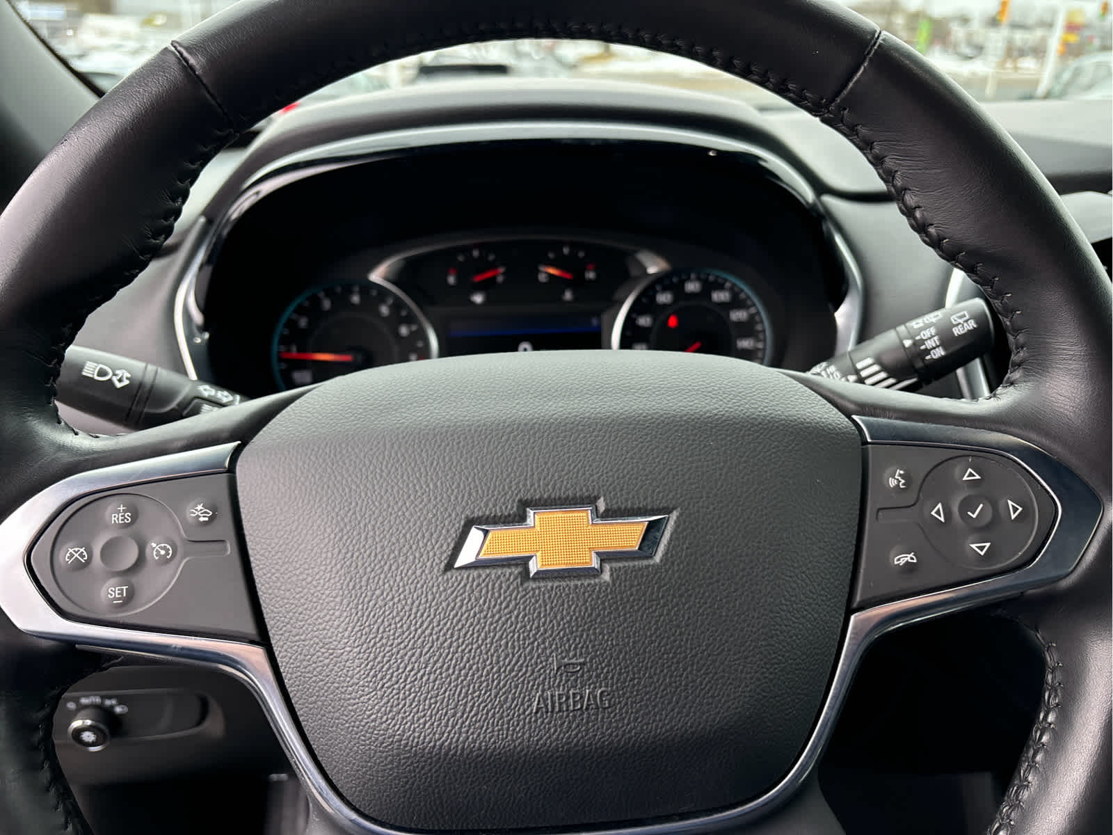 2022 Chevrolet Traverse LT Cloth