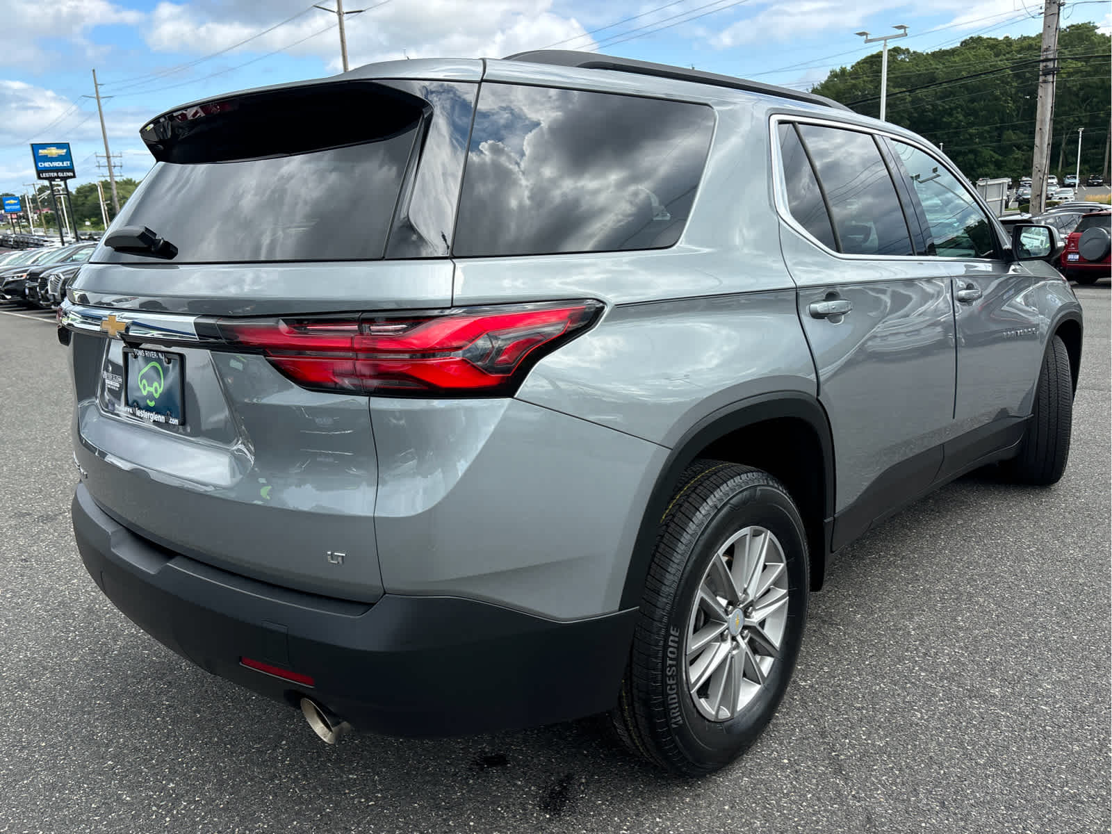 2023 Chevrolet Traverse LT Leather